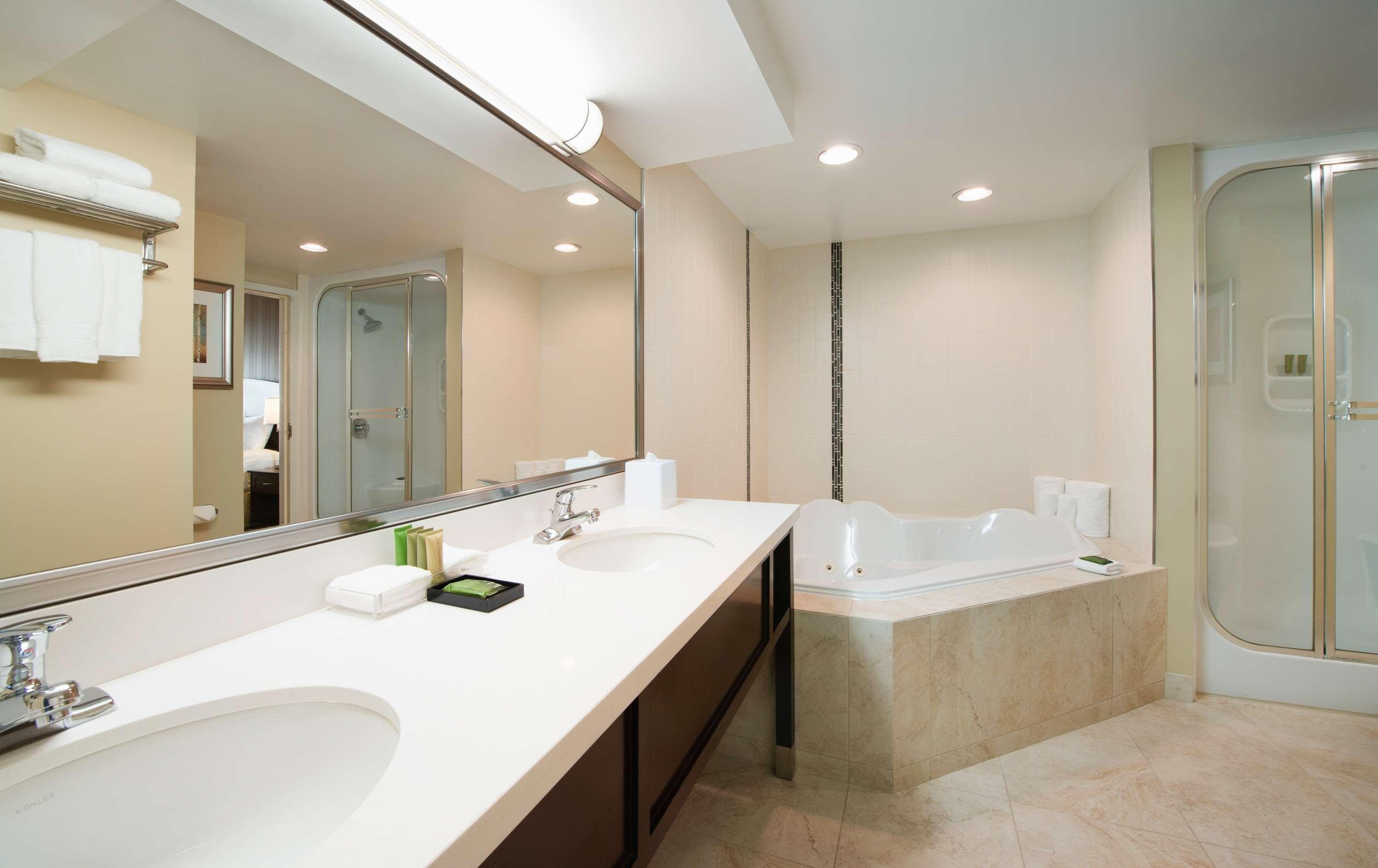Best Western Plus Winnipeg Airport Hotel Zewnętrze zdjęcie