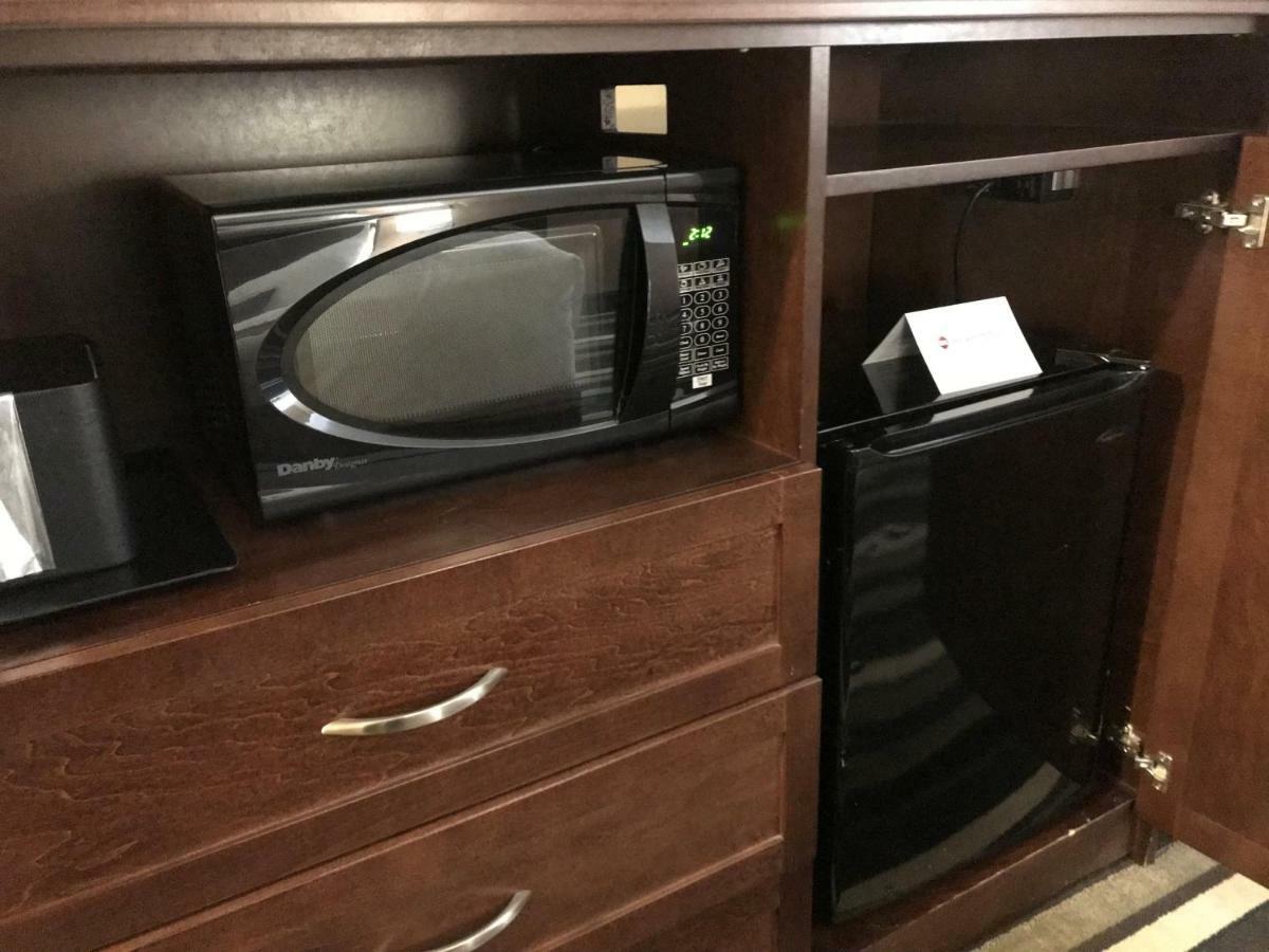Best Western Plus Winnipeg Airport Hotel Zewnętrze zdjęcie